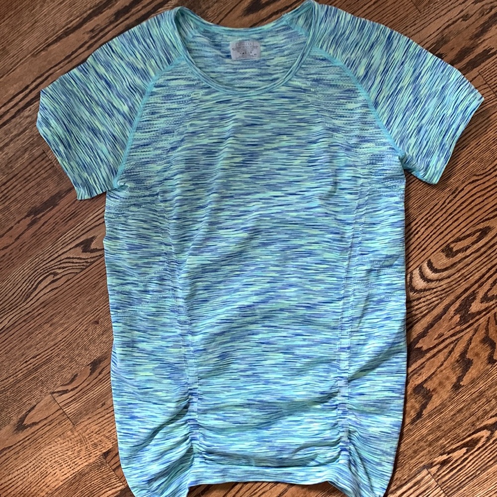 Athleta short sleeve top XL- like new - shades of blue and green